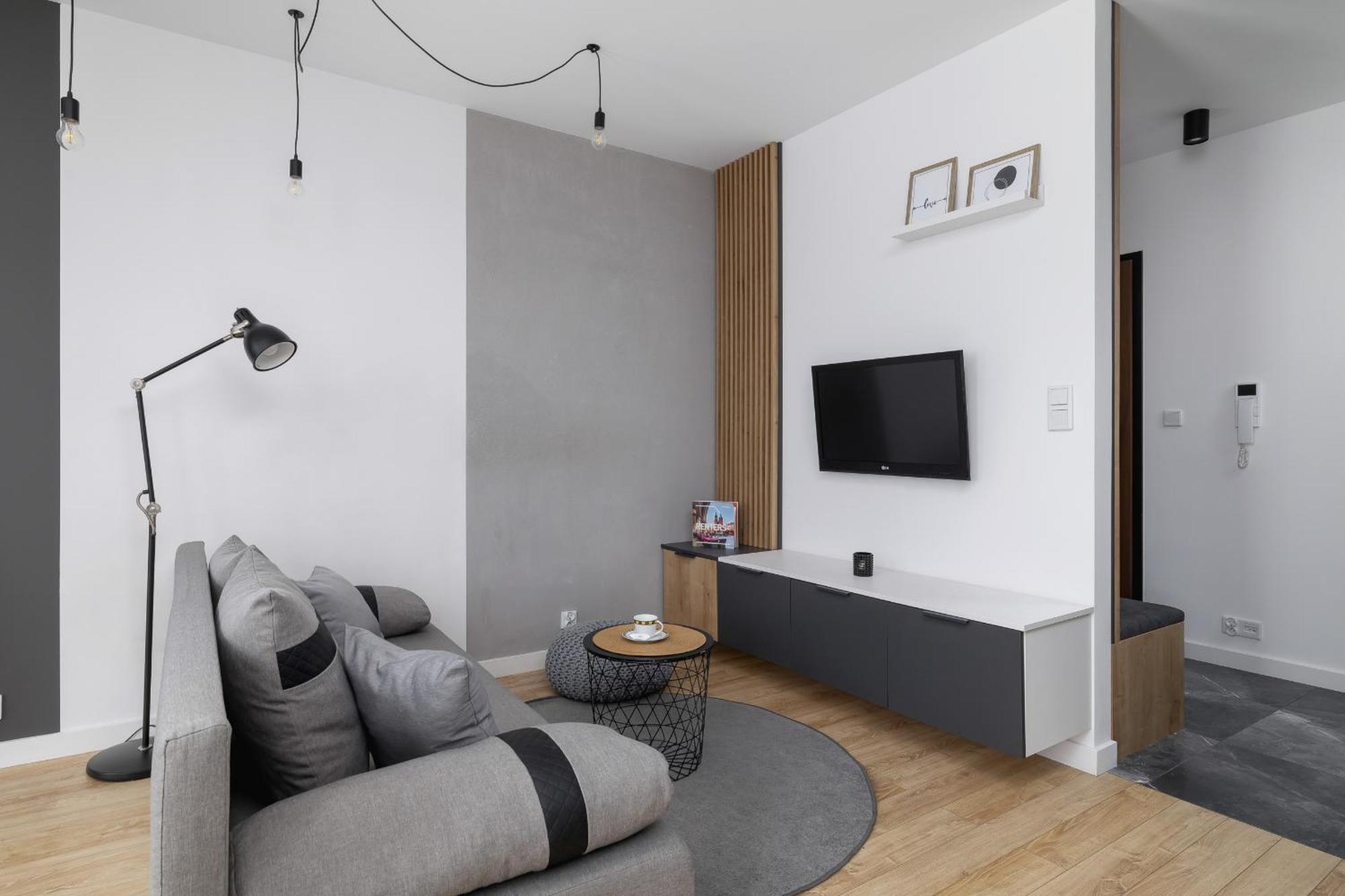 Elegant Apartment In Cracow With Balcony, Parking And Desk By Noclegi Renters Красков Екстериор снимка